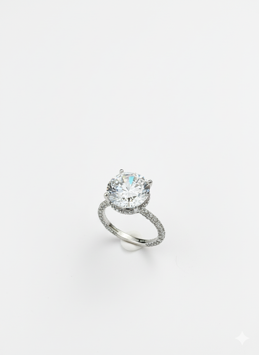 Solitaire charm