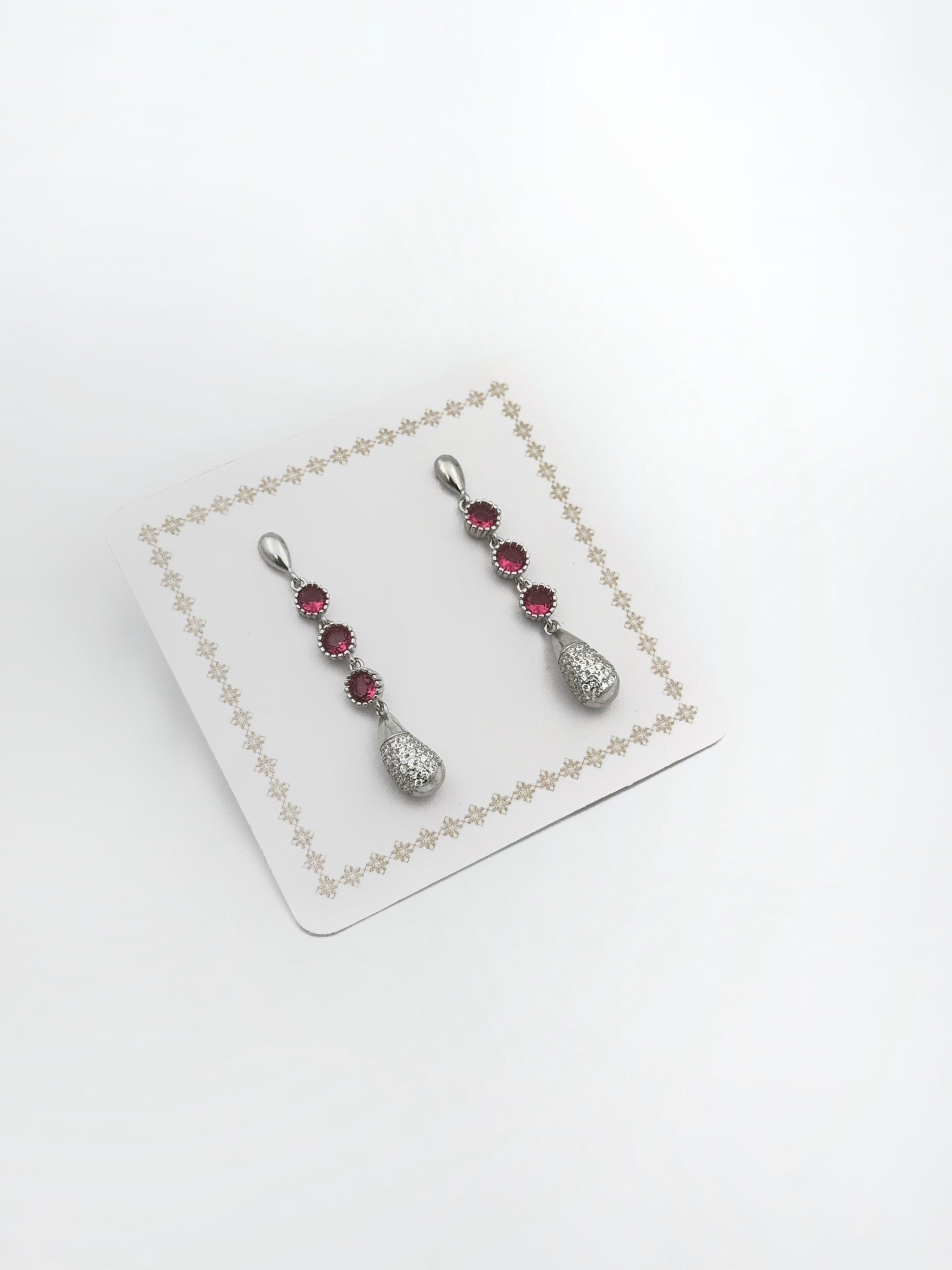 Pendent set